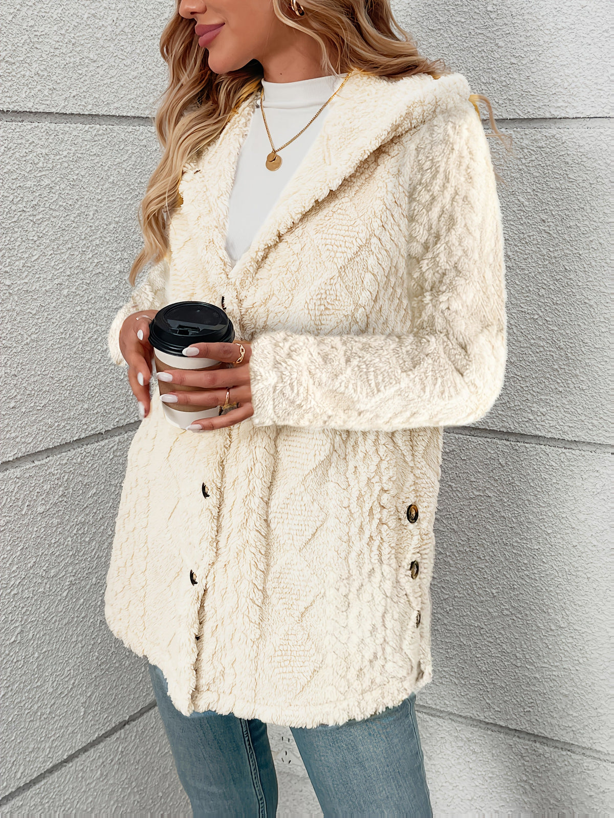 Gema | Chaqueta teddy con capucha y textura de rombos