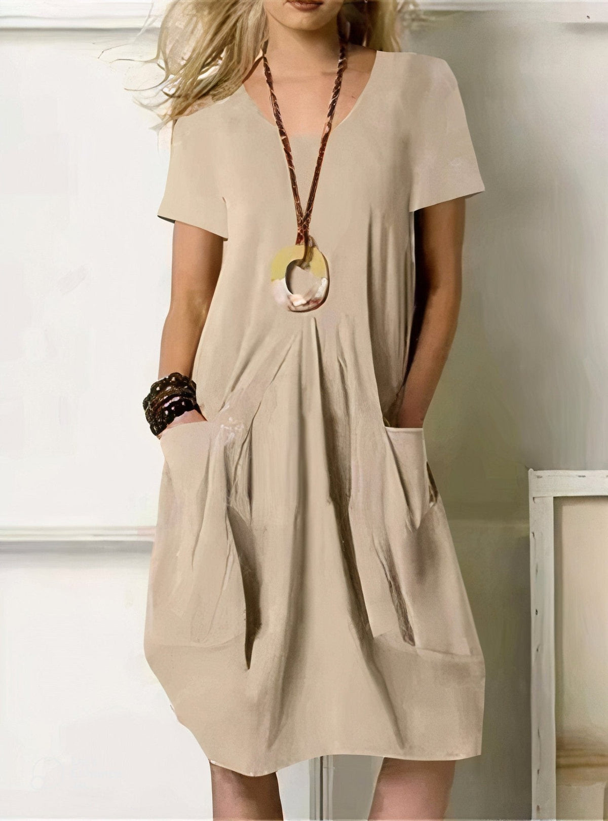 Tamara | Vestido fluido por la rodilla con bolsillos