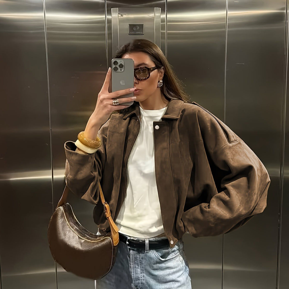 Judith | Chaqueta retro de antelina con botones metálicos