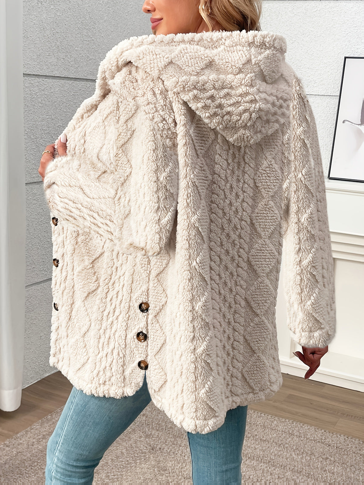 Gema | Chaqueta teddy con capucha y textura de rombos