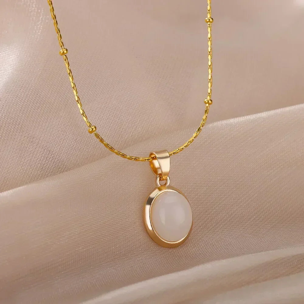 Opalina | Collar elegante con colgante de ópalo en forma de gota