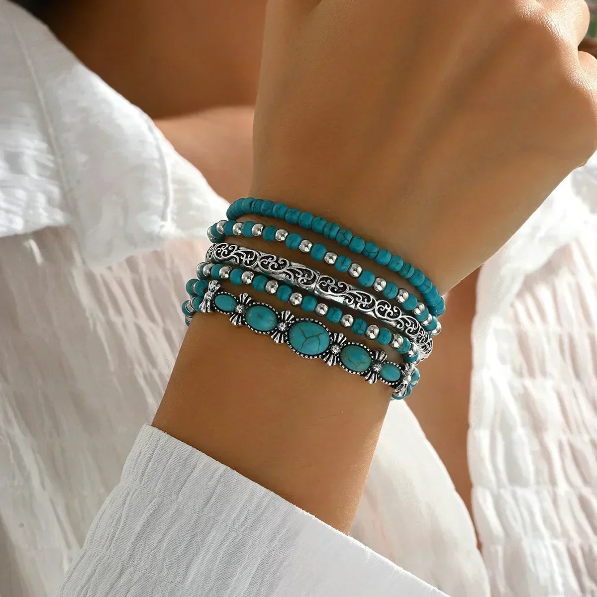 Maëlys | Pulsera refinada de múltiples hilos turquesa