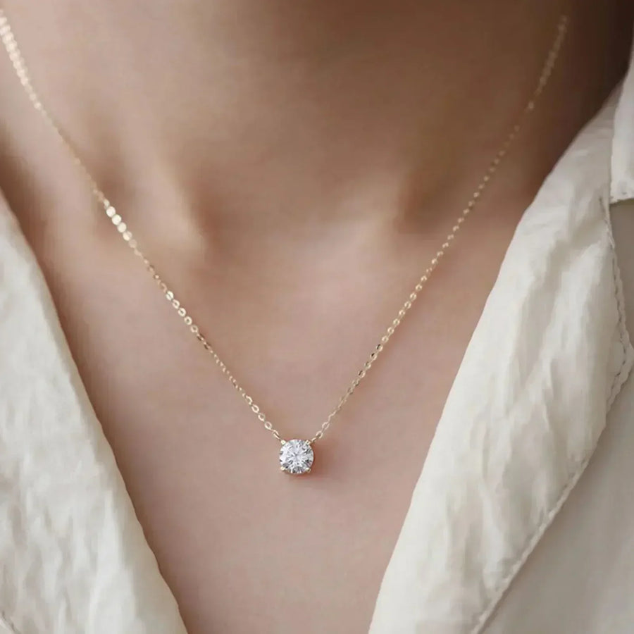 Elvira | Collar de plata dorada adornado con circonitas brillantes