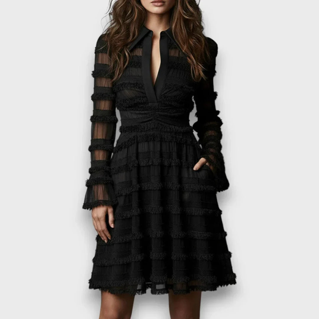 Abril | Vestido midi con flecos y capas transparentes