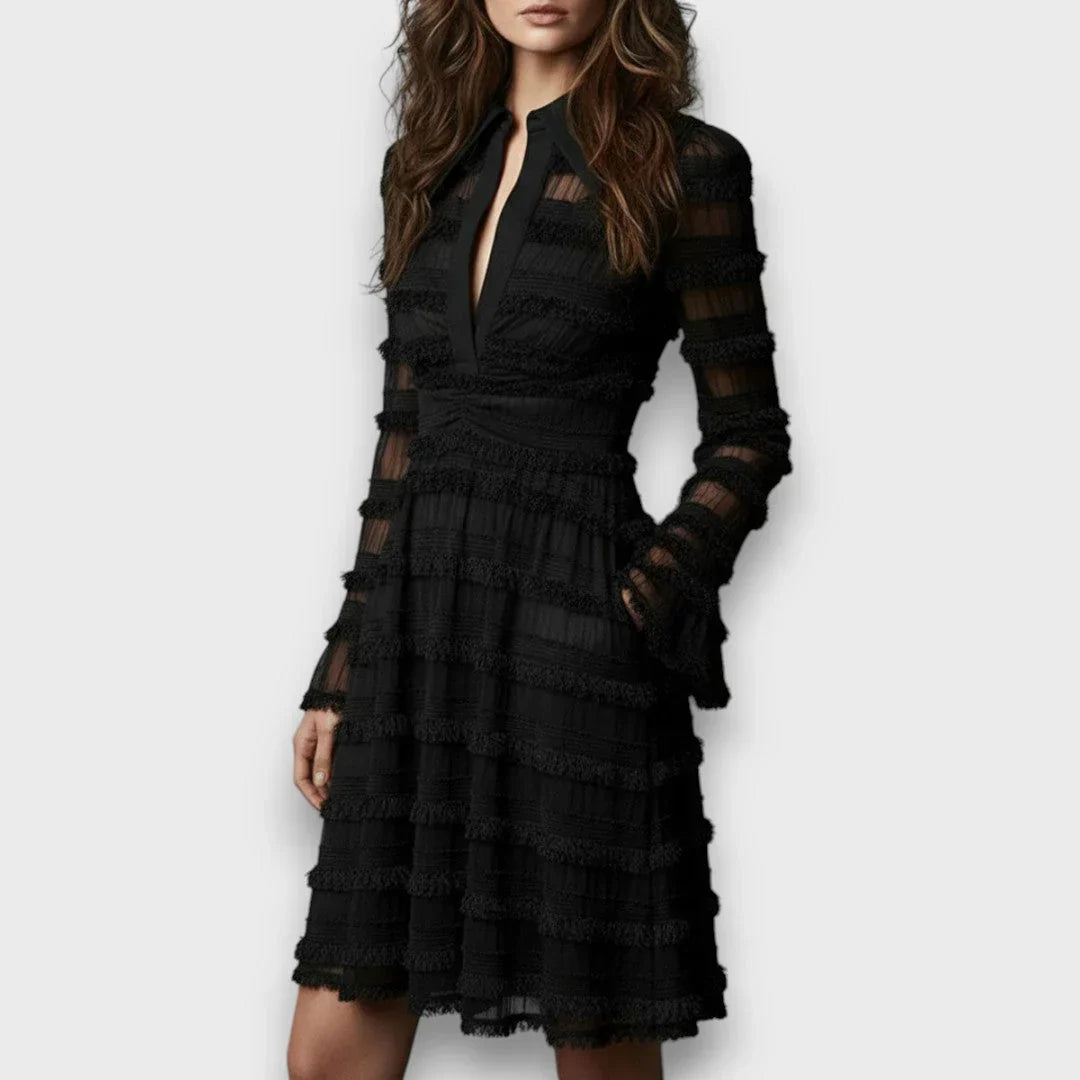 Abril | Vestido midi con flecos y capas transparentes