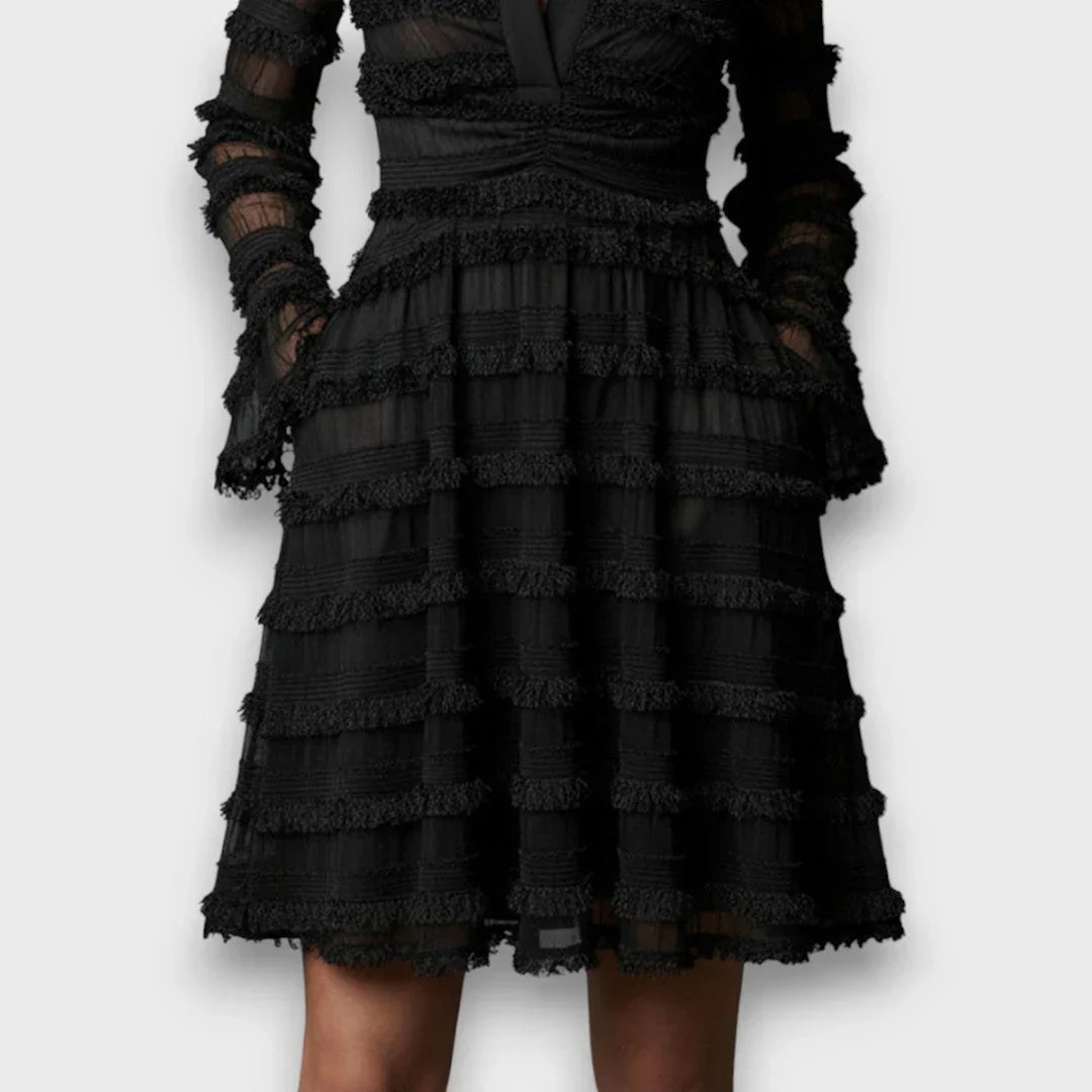 Abril | Vestido midi con flecos y capas transparentes