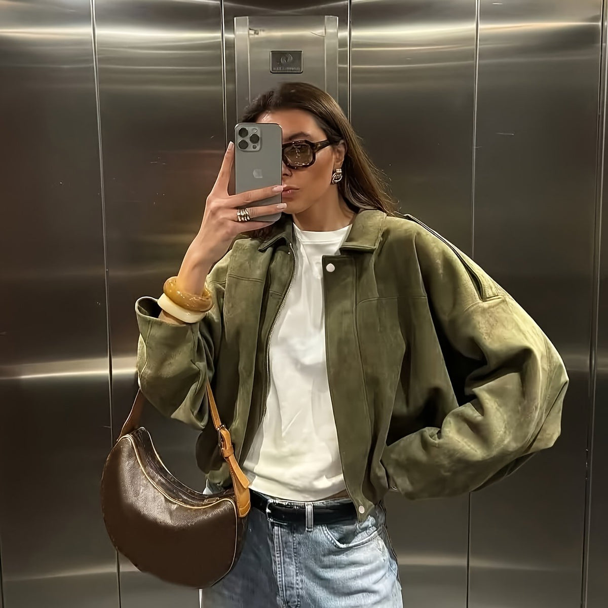 Judith | Chaqueta retro de antelina con botones metálicos