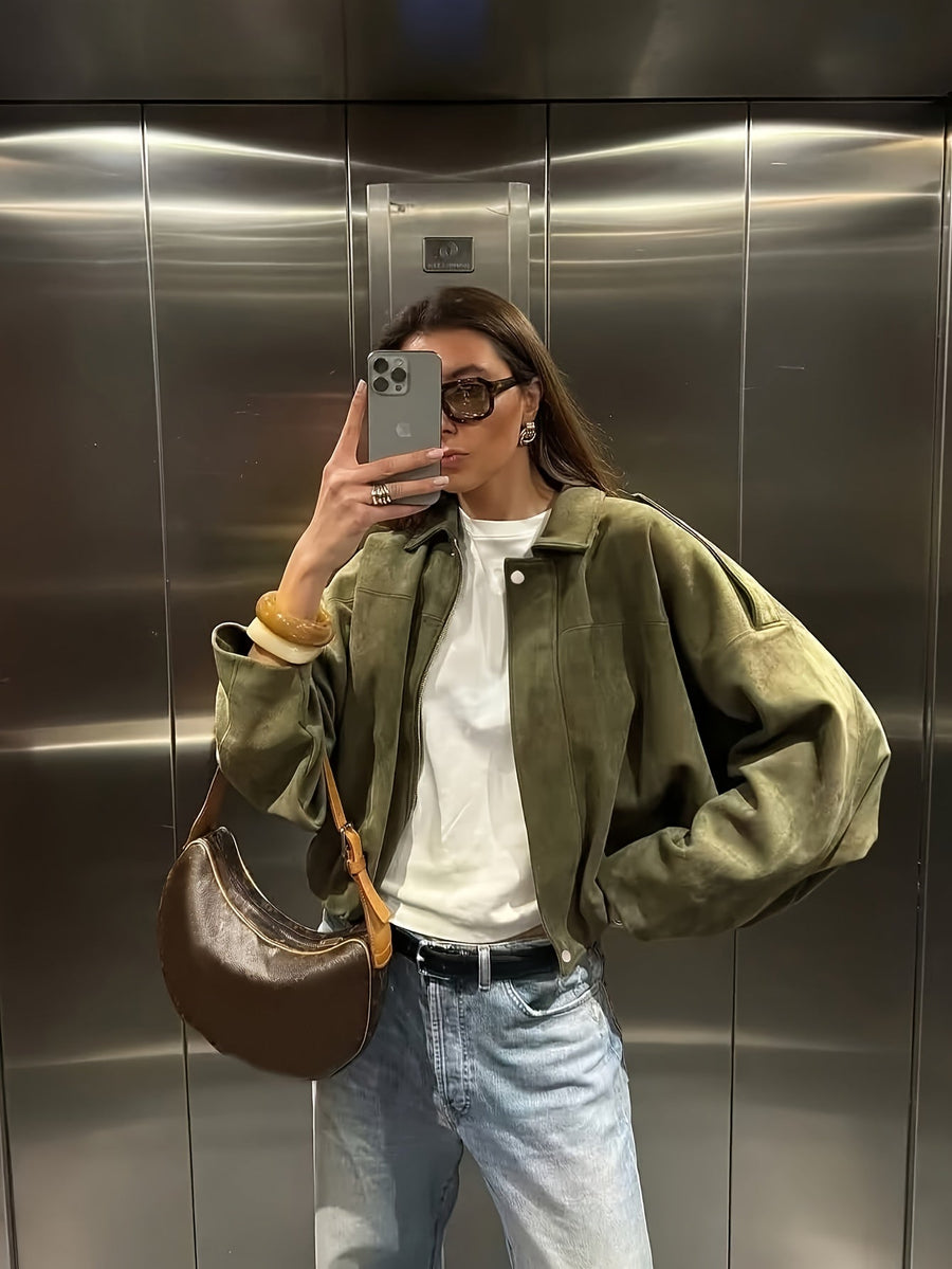 Judith | Chaqueta retro de antelina con botones metálicos