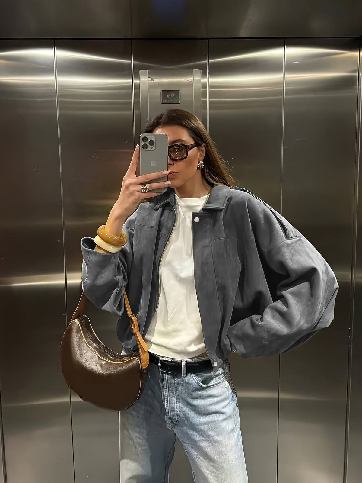 Judith | Chaqueta retro de antelina con botones metálicos