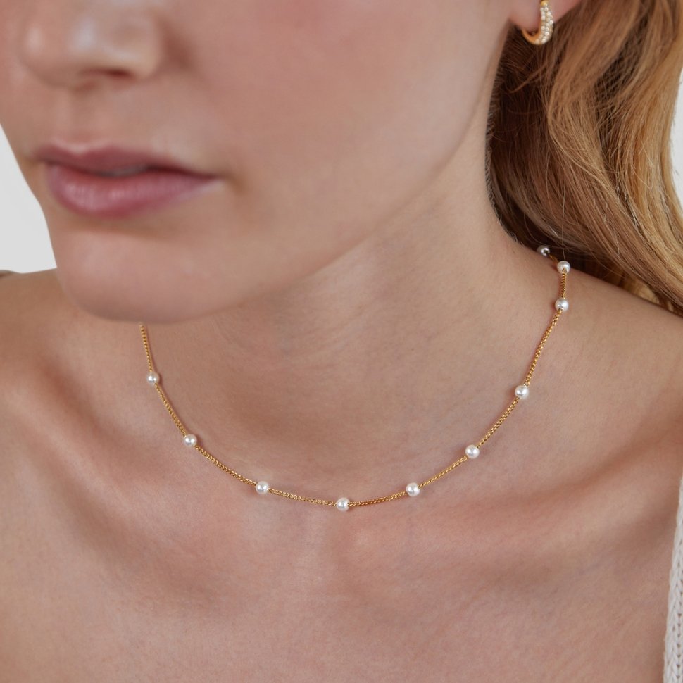 NURA | Collar delicado de cadena y perlas